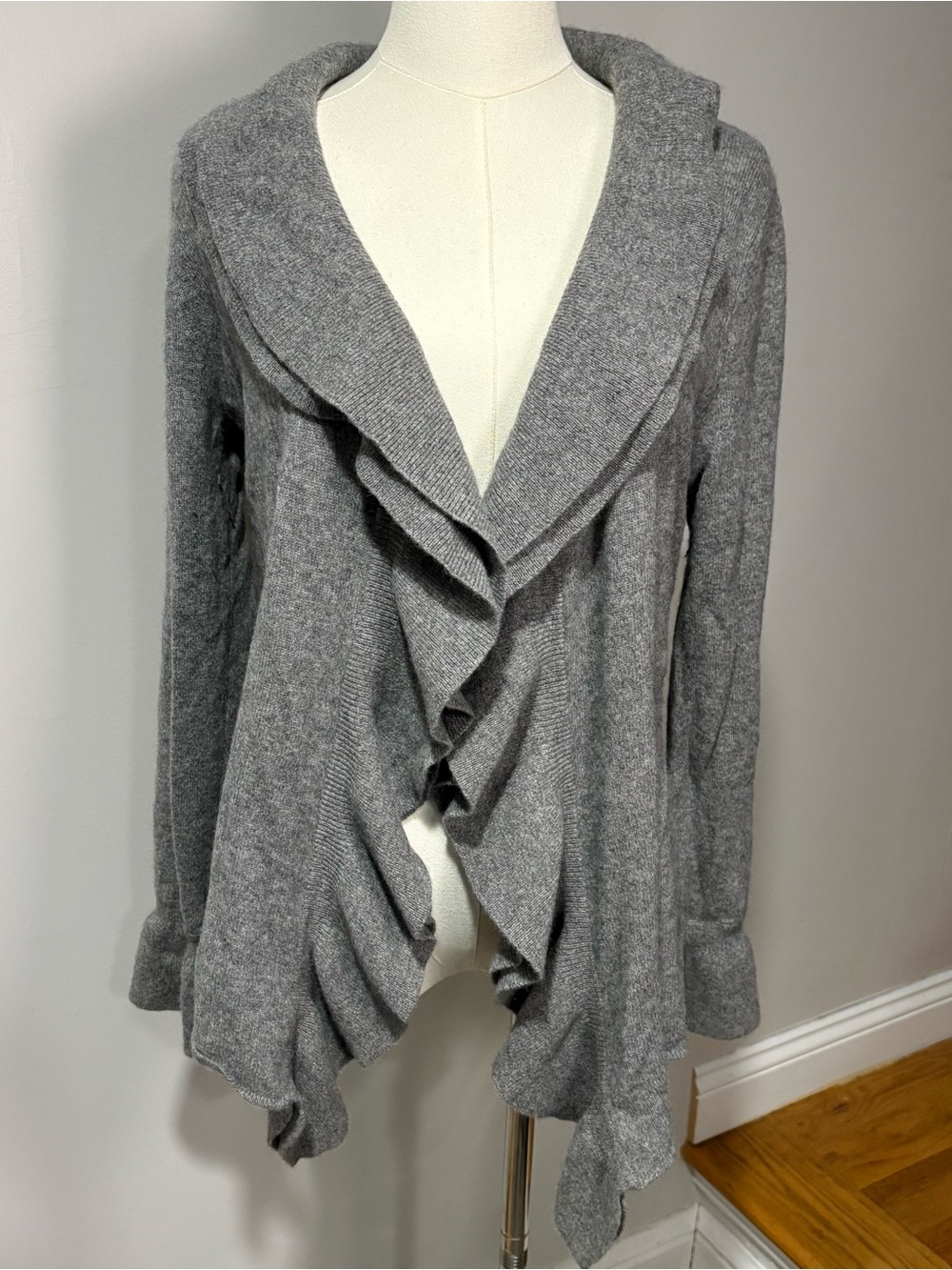 Marisa Christina 100% 2 Ply Cashmere Ruffle Waterfall Cardigan Gray Sweater Sz M